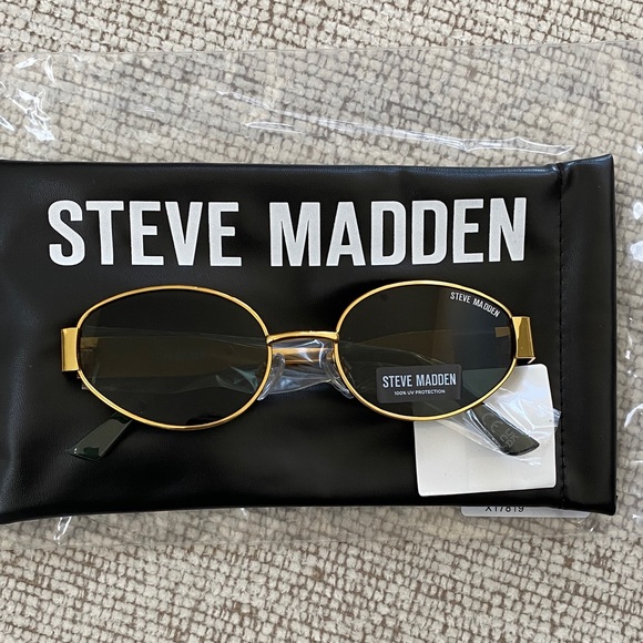 Steve Madden Gold and Black Misties Sunglasses